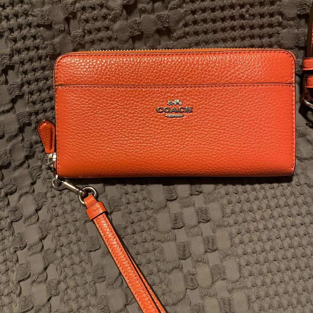 Coach wristlet wallet - tangerine